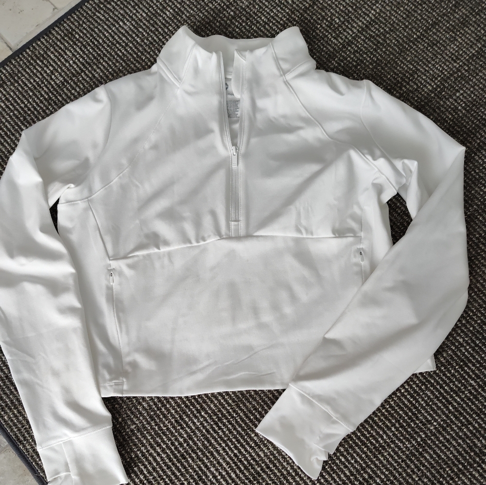 All In Motion pullover top, White, XL